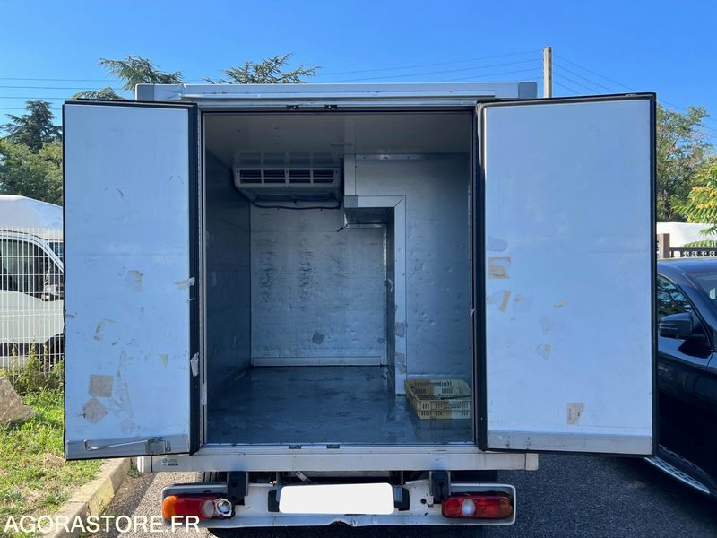 Volkswagen TRANSPORTER 2.0 TDI 140CH FRIGO DBLE COMPARTIMENT - 2013 - 154 000km - Dostavno vozilo hladnjača: slika 5 Volkswagen TRANSPORTER 2.0 TDI 140CH FRIGO DBLE COMPARTIMENT - 2013 - 154 000km - Dostavno vozilo hladnjača: slika 5