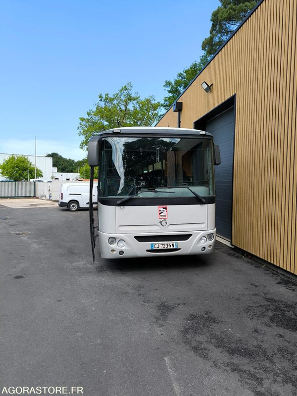 Iveco Bus iribus - Prigradski autobus: slika 1 Iveco Bus iribus - Prigradski autobus: slika 1