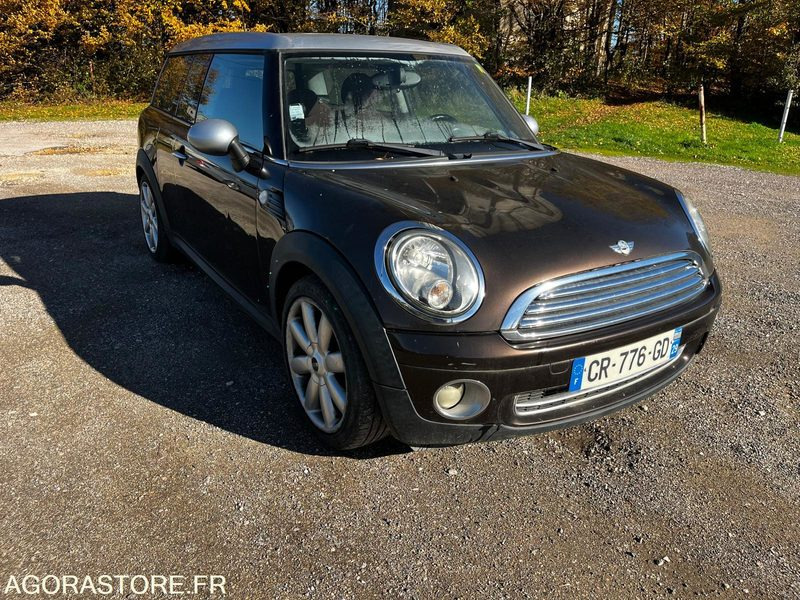 Mini clubman 1.6ess 2009 169000km - Karavan: slika 1 Mini clubman 1.6ess 2009 169000km - Karavan: slika 1