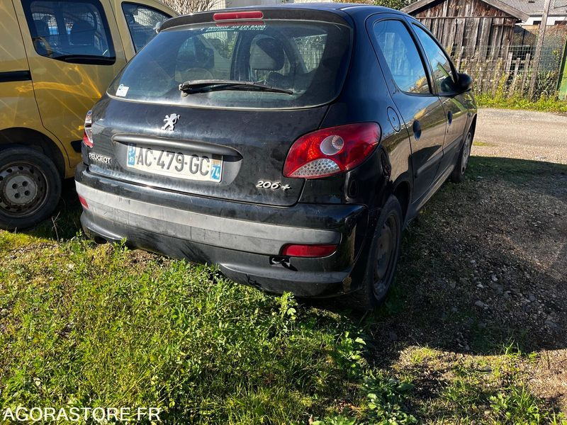 Automobil peugeot 206+ 1.4 hdi 2009 185000km: slika 6