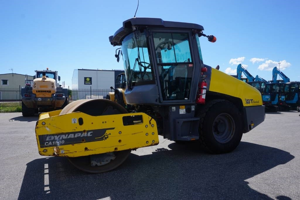 Atlas Copco Dynapac CA 1500 - Kompaktor: slika 1 Atlas Copco Dynapac CA 1500 - Kompaktor: slika 1