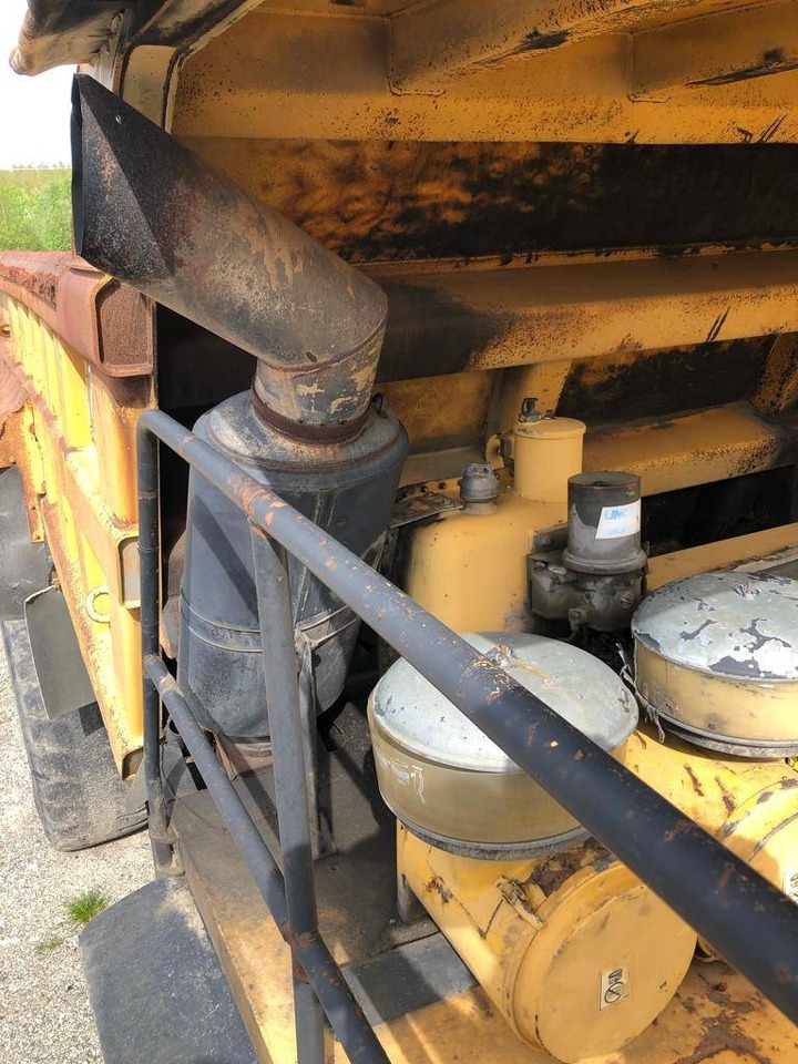 CAT 773 B - Kiper sa krutom šasijom/ Kiper za kamen: slika 5 CAT 773 B - Kiper sa krutom šasijom/ Kiper za kamen: slika 5