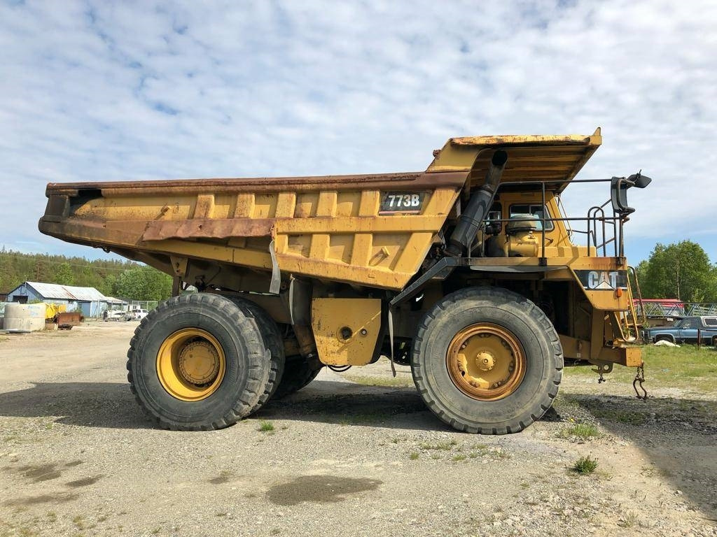 CAT 773 B - Kiper sa krutom šasijom/ Kiper za kamen: slika 3 CAT 773 B - Kiper sa krutom šasijom/ Kiper za kamen: slika 3