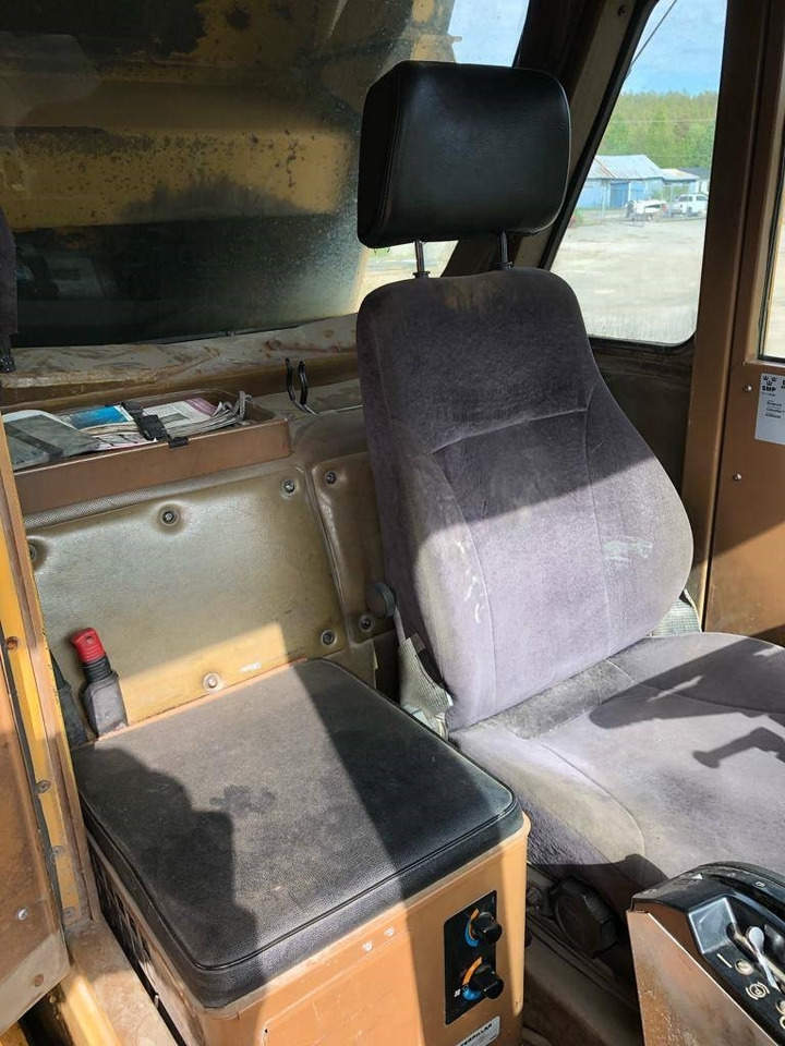 CAT 773B - Kiper sa krutom šasijom/ Kiper za kamen: slika 5 CAT 773B - Kiper sa krutom šasijom/ Kiper za kamen: slika 5