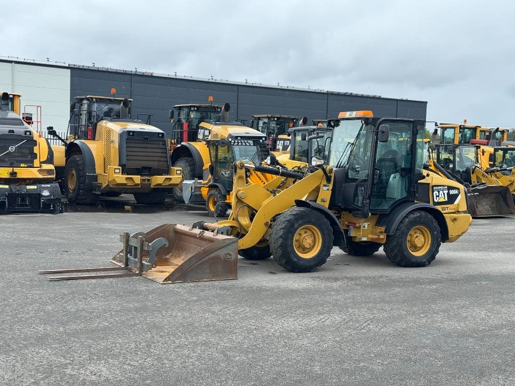 CAT 906 H - Utovarivač točkaš: slika 3 CAT 906 H - Utovarivač točkaš: slika 3