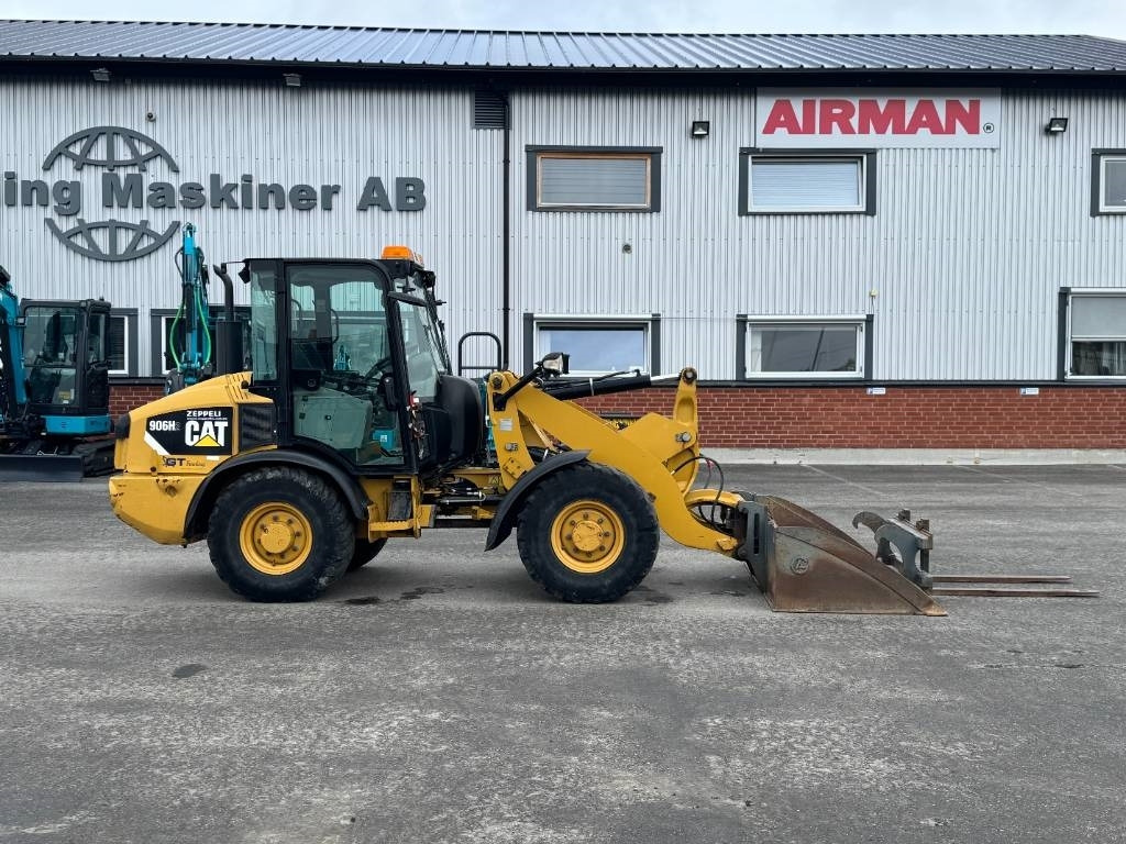 CAT 906 H - Utovarivač točkaš: slika 1 CAT 906 H - Utovarivač točkaš: slika 1