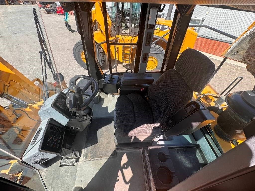 CAT 980 G - Utovarivač točkaš: slika 3 CAT 980 G - Utovarivač točkaš: slika 3