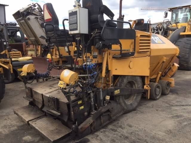CAT AP 300 - Asfaltni finišer: slika 2 CAT AP 300 - Asfaltni finišer: slika 2