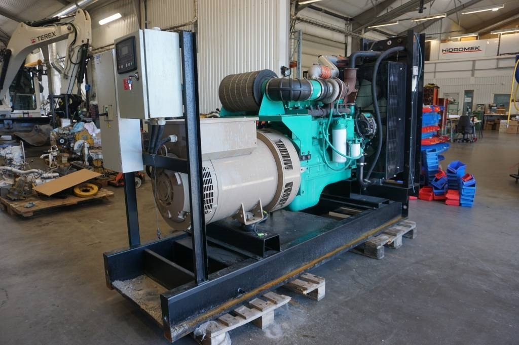 Nidec TAL046F Generator - Set generatora: slika 1 Nidec TAL046F Generator - Set generatora: slika 1