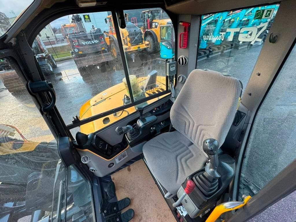 Volvo ECR 88 D - Mini bager: slika 4 Volvo ECR 88 D - Mini bager: slika 4