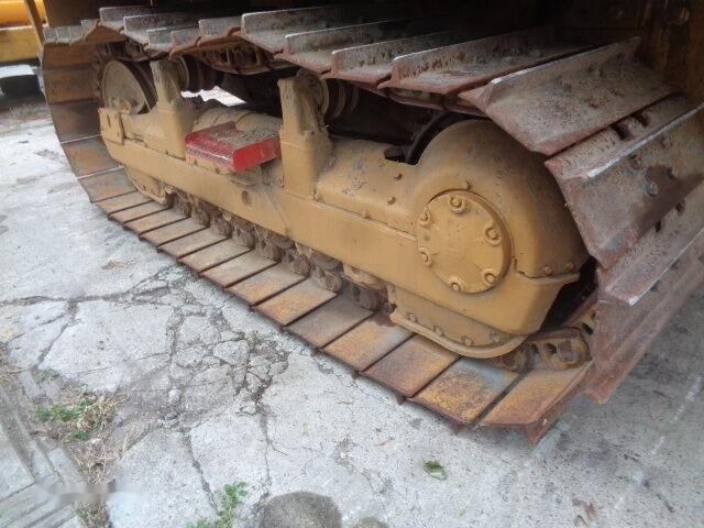 Caterpillar D6C - Traktor guseničar: slika 4 Caterpillar D6C - Traktor guseničar: slika 4