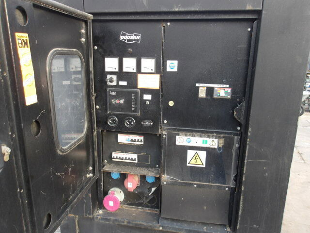 Doosan G100 100 KVA - Set generatora: slika 3 Doosan G100 100 KVA - Set generatora: slika 3