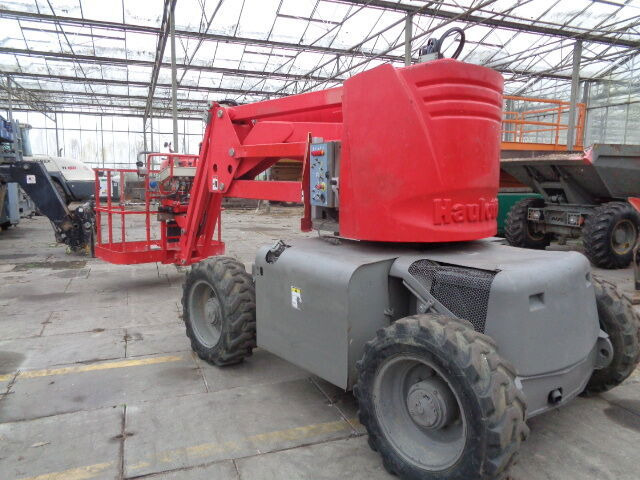 Zglobna platforma Haulotte HA120: slika 7