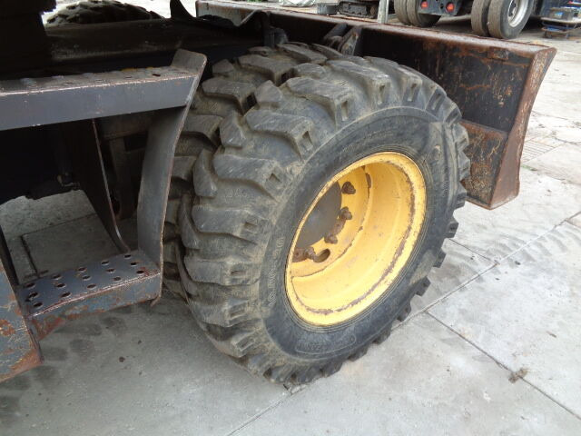 New Holland MH 4.6 - Bager točkaš: slika 5 New Holland MH 4.6 - Bager točkaš: slika 5