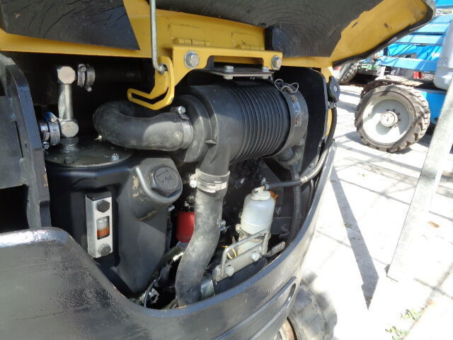 Yanmar SV22 - Mini bager: slika 3 Yanmar SV22 - Mini bager: slika 3