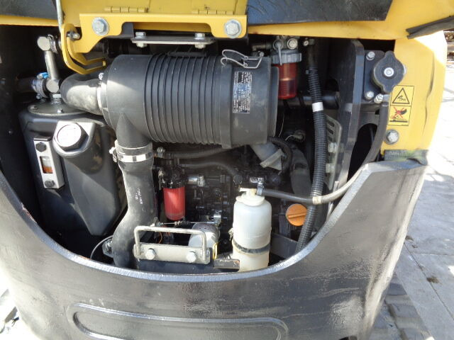 Yanmar SV22 - Mini bager: slika 2 Yanmar SV22 - Mini bager: slika 2