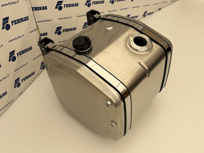 Hydraulic aluminum oil tank 200L - Hidraulični rezervoar za Kamion: slika 2 Hydraulic aluminum oil tank 200L - Hidraulični rezervoar za Kamion: slika 2