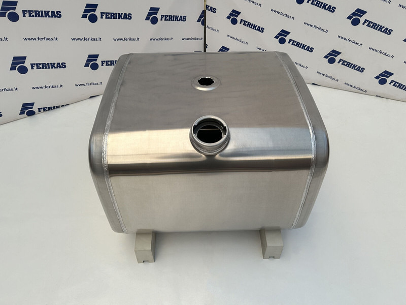 Iveco New aluminum fuel tank 200L - Rezervoar za gorivo za Kamion: slika 1 Iveco New aluminum fuel tank 200L - Rezervoar za gorivo za Kamion: slika 1