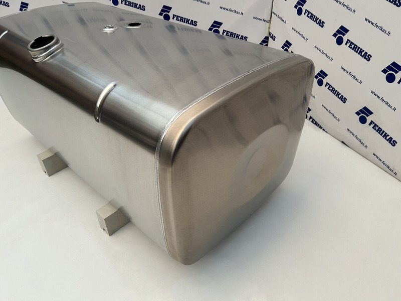 MAN New aluminum fuel tank 480L - Rezervoar za gorivo za Kamion: slika 2 MAN New aluminum fuel tank 480L - Rezervoar za gorivo za Kamion: slika 2