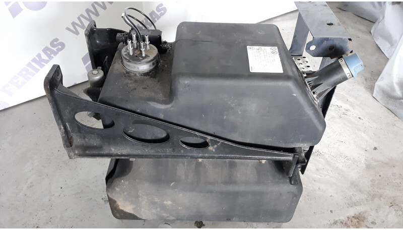 MAN complete with brackets - Prigušivač/ Izduvni sistem za Kamion: slika 3 MAN complete with brackets - Prigušivač/ Izduvni sistem za Kamion: slika 3