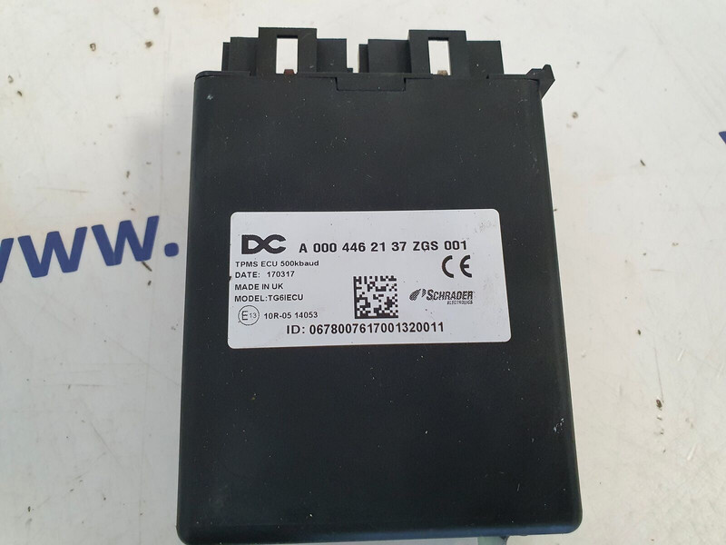 Mercedes-Benz Actros MP4 - Upravljačka jedinica za Kamion: slika 2 Mercedes-Benz Actros MP4 - Upravljačka jedinica za Kamion: slika 2