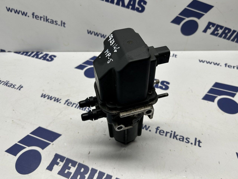 Mercedes-Benz AdBlue pump - Prigušivač/ Izduvni sistem za Kamion: slika 3 Mercedes-Benz AdBlue pump - Prigušivač/ Izduvni sistem za Kamion: slika 3