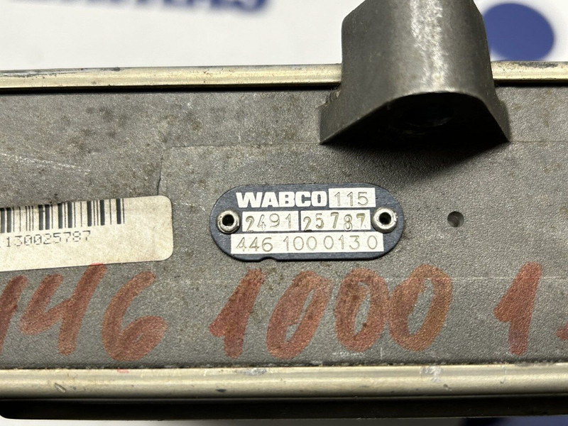 Mercedes-Benz ECU - Upravljačka jedinica za Kamion: slika 4 Mercedes-Benz ECU - Upravljačka jedinica za Kamion: slika 4