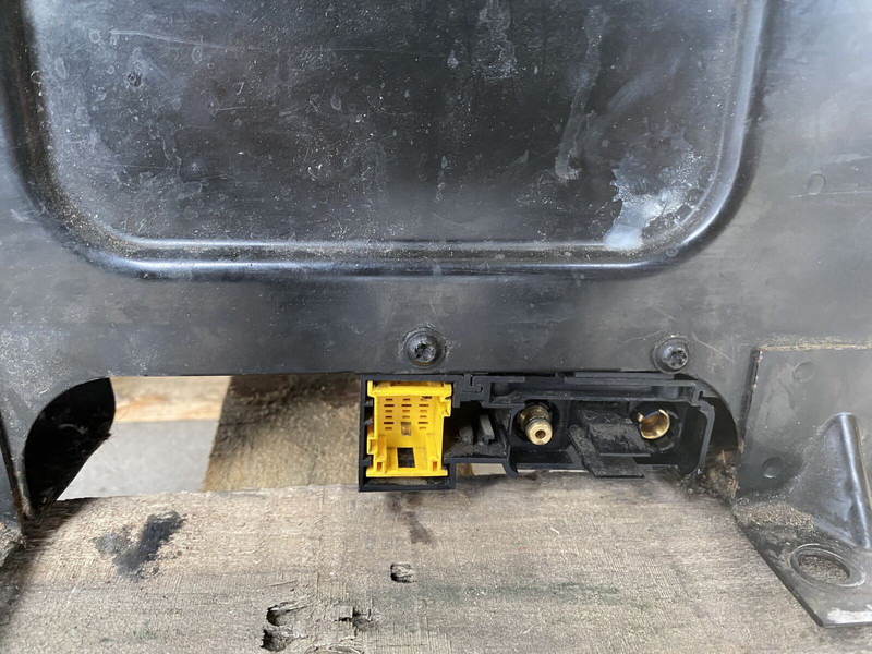 Mercedes-Benz MP4 actros - Sedište za Kamion: slika 4 Mercedes-Benz MP4 actros - Sedište za Kamion: slika 4