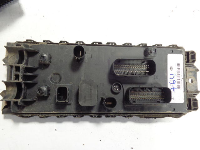 Mercedes-Benz MP4 control unit HELLA - Upravljačka jedinica za Kamion: slika 1 Mercedes-Benz MP4 control unit HELLA - Upravljačka jedinica za Kamion: slika 1