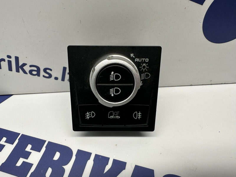 Renault lights switch - Komandna tabla za Kamion: slika 1 Renault lights switch - Komandna tabla za Kamion: slika 1