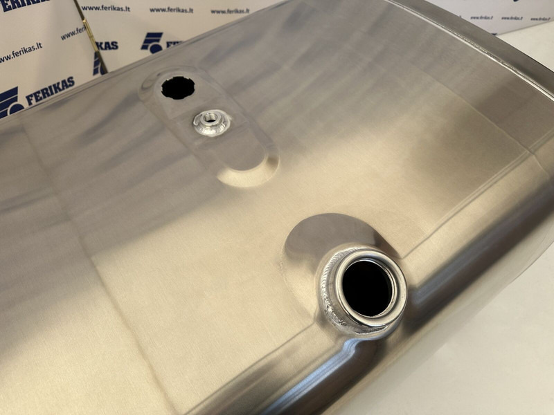 Scania New aluminum fuel tank 500L - Rezervoar za gorivo za Kamion: slika 3 Scania New aluminum fuel tank 500L - Rezervoar za gorivo za Kamion: slika 3