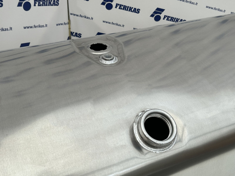 Scania New aluminum fuel tank 525L - Rezervoar za gorivo za Kamion: slika 4 Scania New aluminum fuel tank 525L - Rezervoar za gorivo za Kamion: slika 4