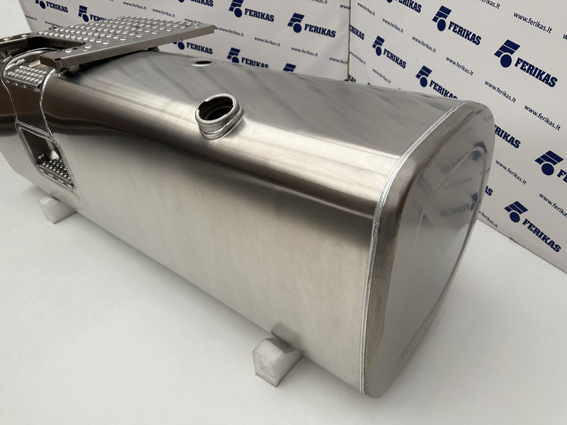 Volvo New aluminum fuel tank 870L - Rezervoar za gorivo za Kamion: slika 2 Volvo New aluminum fuel tank 870L - Rezervoar za gorivo za Kamion: slika 2