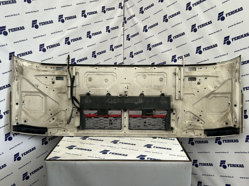 Volvo front panel - Hauba za Kamion: slika 2 Volvo front panel - Hauba za Kamion: slika 2