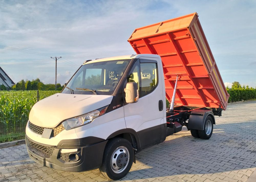 Iveco Daily 35C13 wywrotka wywrot kiper tipper wyklapac - Dostavno vozilo istovarivač: slika 1 Iveco Daily 35C13 wywrotka wywrot kiper tipper wyklapac - Dostavno vozilo istovarivač: slika 1