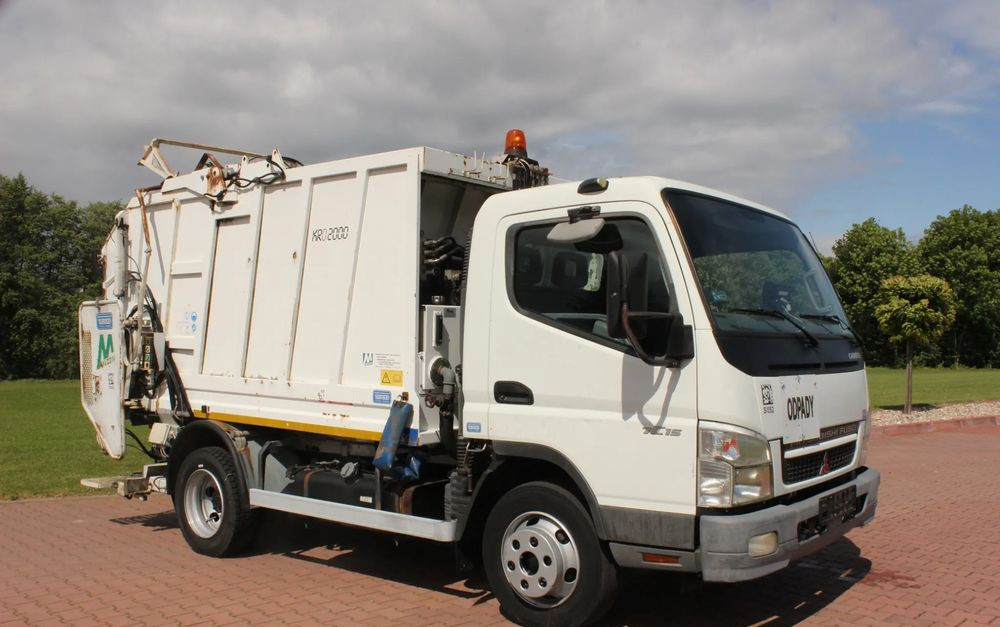 Mitsubishi CANTER 7C15 - Kamion za smeće: slika 1 Mitsubishi CANTER 7C15 - Kamion za smeće: slika 1