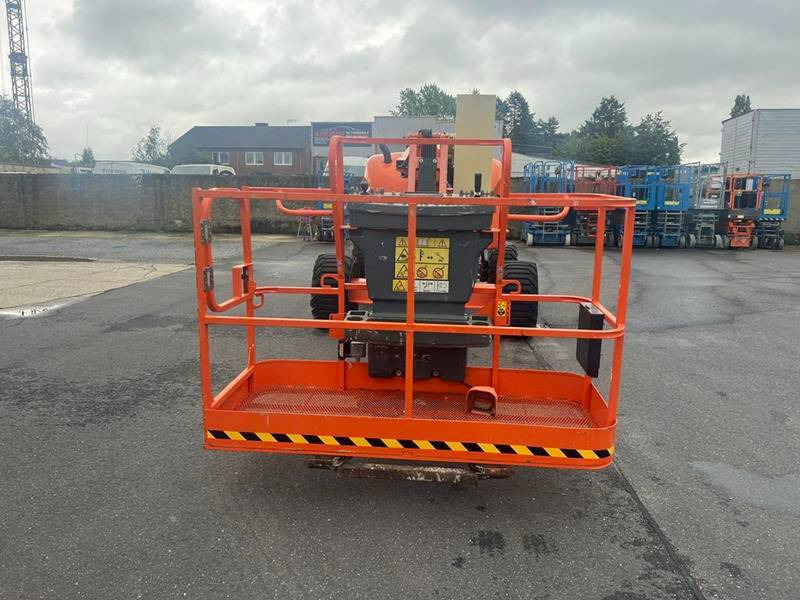 JLG 450AJ diesel 4x4 16m (1786) - Zglobna platforma: slika 3 JLG 450AJ diesel 4x4 16m (1786) - Zglobna platforma: slika 3