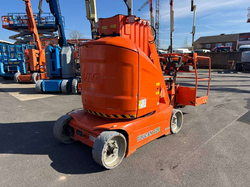 JLG Toucan 12E elektro 12m (1811) - Zglobna platforma: slika 3 JLG Toucan 12E elektro 12m (1811) - Zglobna platforma: slika 3
