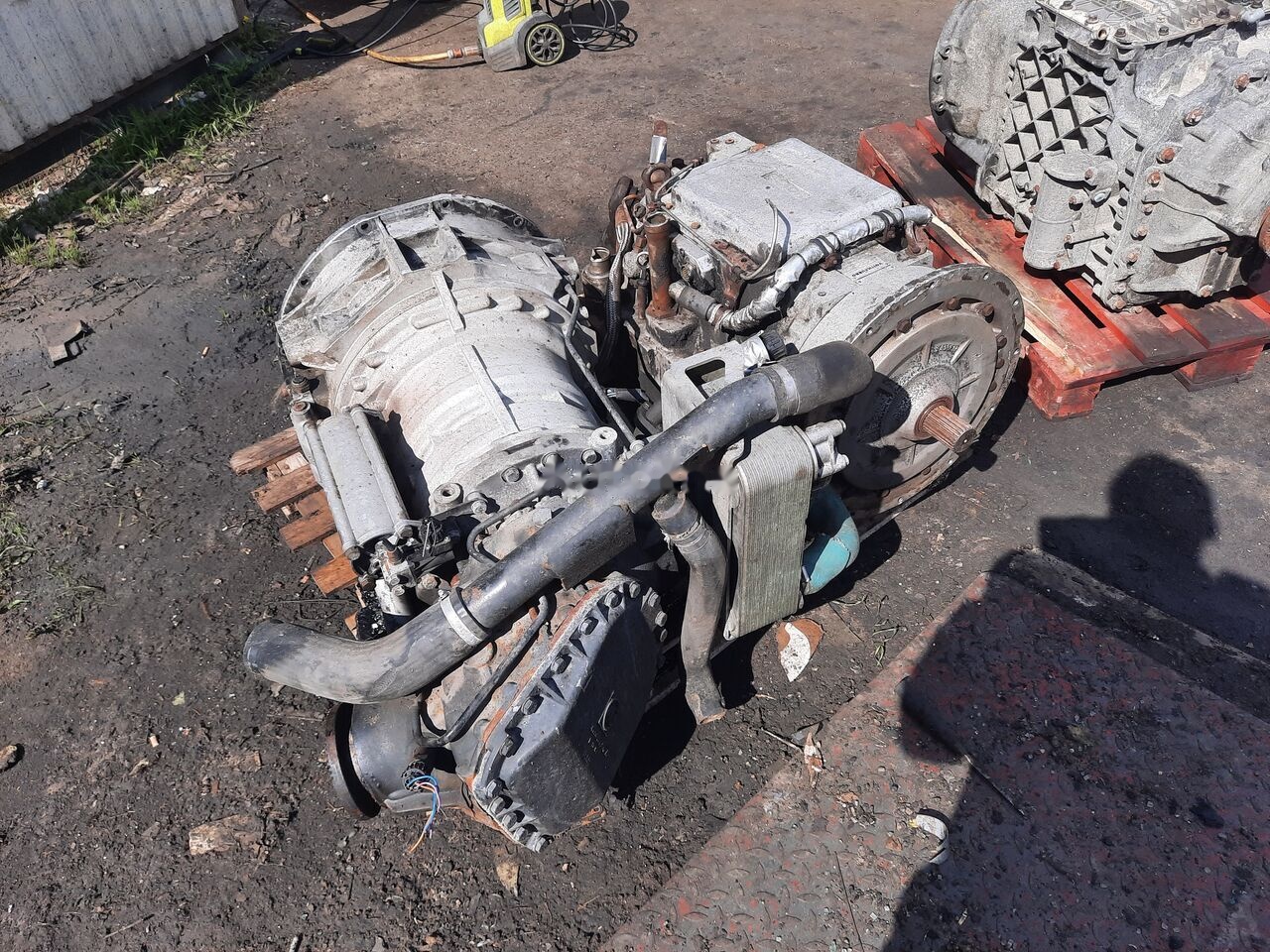 IVECO ZF 6HP604C Cursor 8. 6HP594C IVECO Cursor 8 - Menjač za Autobus: slika 2 IVECO ZF 6HP604C Cursor 8. 6HP594C IVECO Cursor 8 - Menjač za Autobus: slika 2