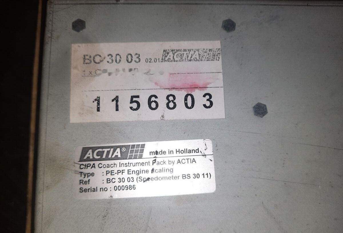 IVECO klimat kontrol Iveko for Irisbus Cursor-8 - Komandna tabla: slika 1 IVECO klimat kontrol Iveko for Irisbus Cursor-8 - Komandna tabla: slika 1