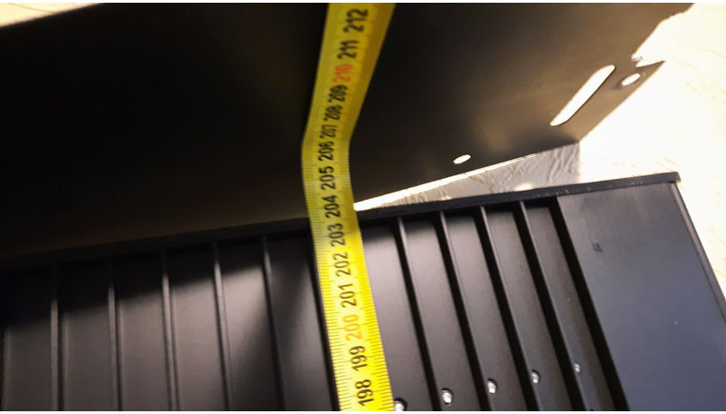 Iveco Mobitec LG2010000-000 Lawo D-76437 .Hanover OL020A.1780556(18568 - Komandna tabla: slika 3 Iveco Mobitec LG2010000-000 Lawo D-76437 .Hanover OL020A.1780556(18568 - Komandna tabla: slika 3