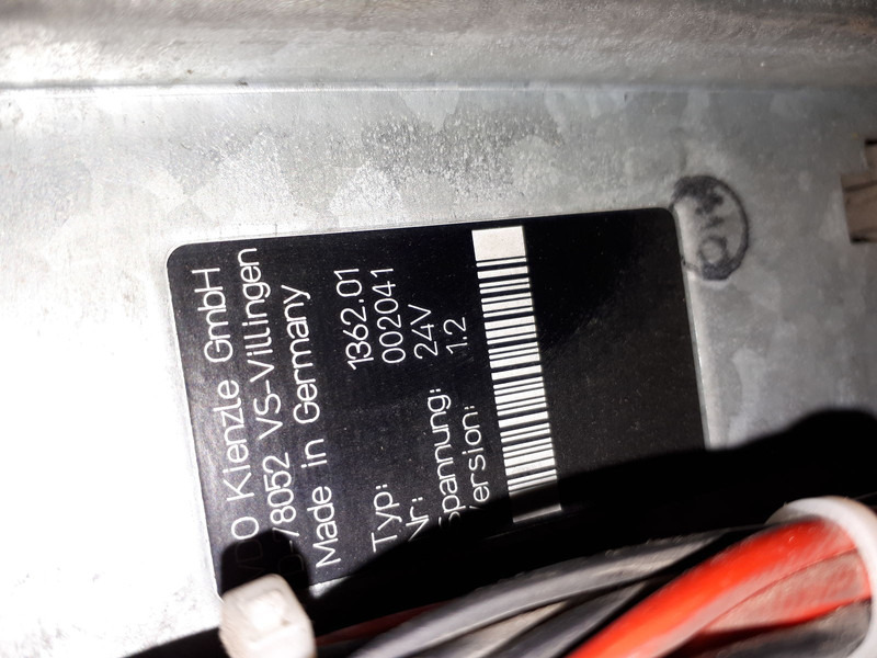 Mercedes-Benz - Upravljačka jedinica: slika 4 Mercedes-Benz - Upravljačka jedinica: slika 4