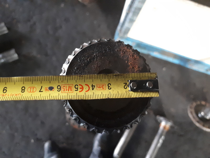 Polosovina Mercedes-Benz Neoplan . Scania . Volvo . Man: slika 14 Polosovina Mercedes-Benz Neoplan . Scania . Volvo . Man: slika 14