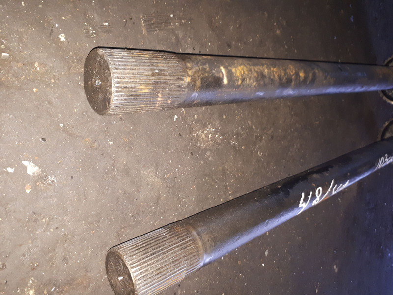 Polosovina Mercedes-Benz Neoplan . Scania . Volvo . Man: slika 6 Polosovina Mercedes-Benz Neoplan . Scania . Volvo . Man: slika 6