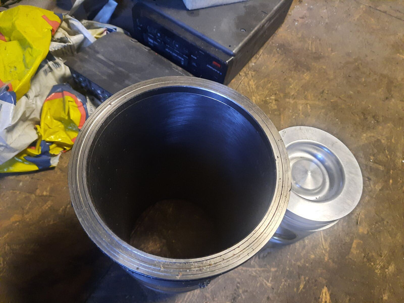 Scania  - Motor i delovi: slika 2 Scania  - Motor i delovi: slika 2