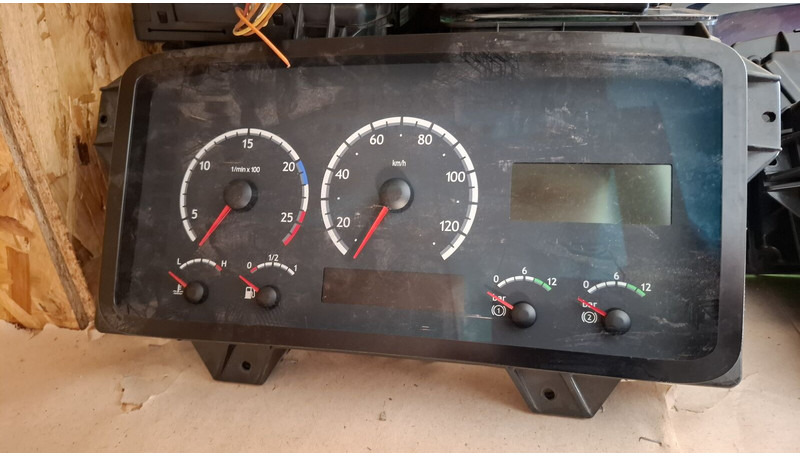 Scania МАН .Ивеко. Вольво. Рено. - Komandna tabla: slika 3 Scania МАН .Ивеко. Вольво. Рено. - Komandna tabla: slika 3