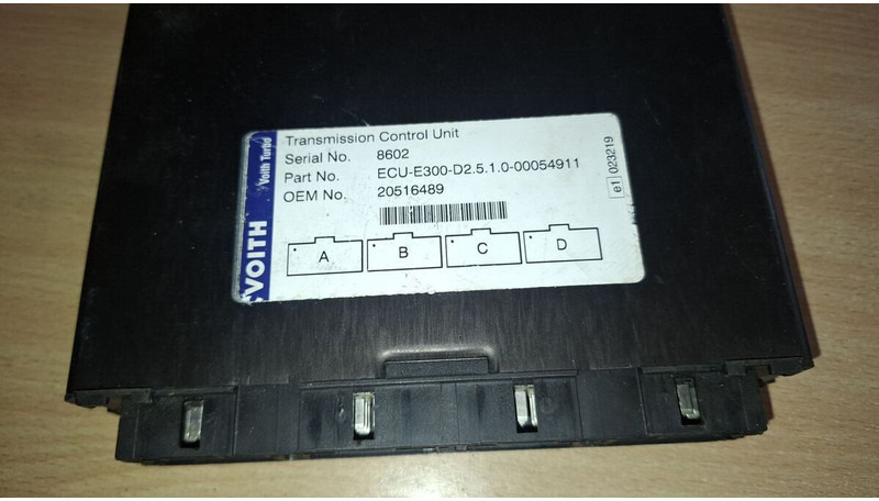 Voith ECU-E300 D2.3.0.0-00018011 - Upravljačka jedinica: slika 4 Voith ECU-E300 D2.3.0.0-00018011 - Upravljačka jedinica: slika 4