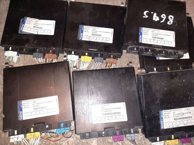 Voith ECU-E300 D2.3.0.0-00018011 - Upravljačka jedinica: slika 3 Voith ECU-E300 D2.3.0.0-00018011 - Upravljačka jedinica: slika 3