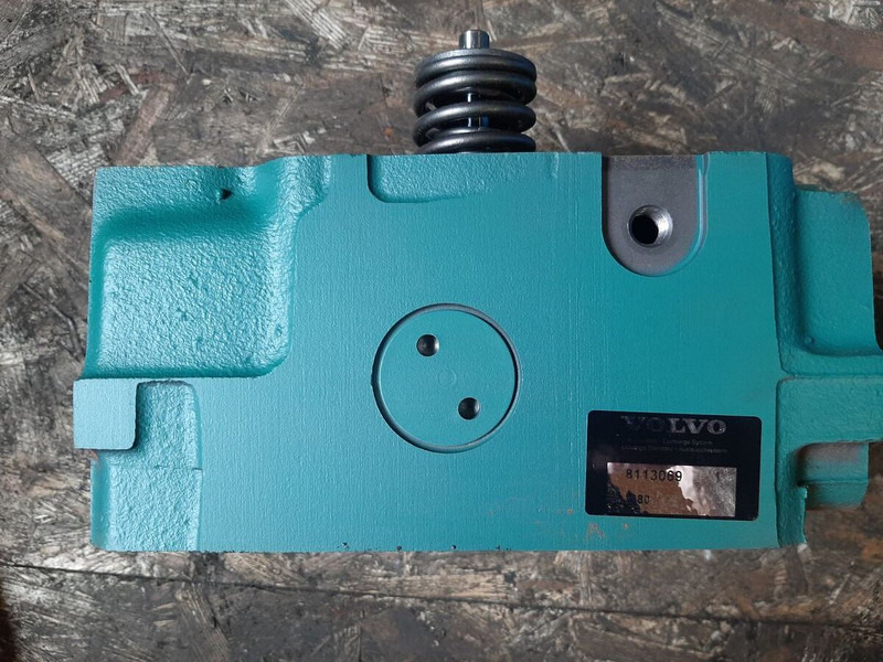 Volvo 8113069 - Cilindar blok: slika 3 Volvo 8113069 - Cilindar blok: slika 3