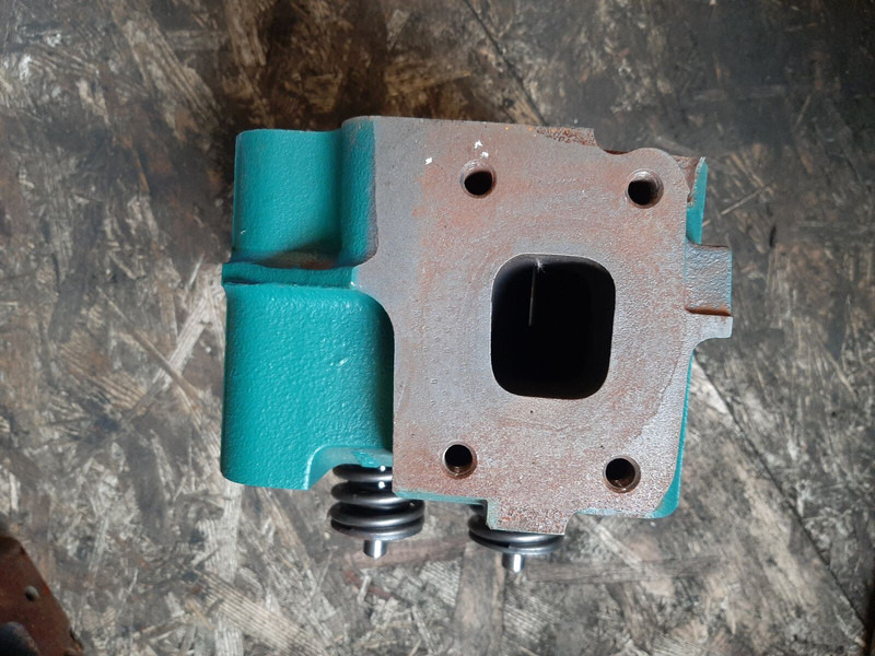 Volvo 8113069 - Cilindar blok: slika 5 Volvo 8113069 - Cilindar blok: slika 5